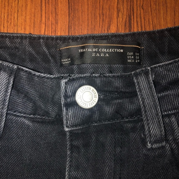 Zara Distressed Patch Black Denim Jean Shorts 2 - Picture 5 of 10